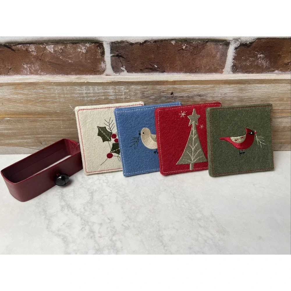 Christmas Felt Coasters Set – Square Holiday Drink Coasters with Leather Strap